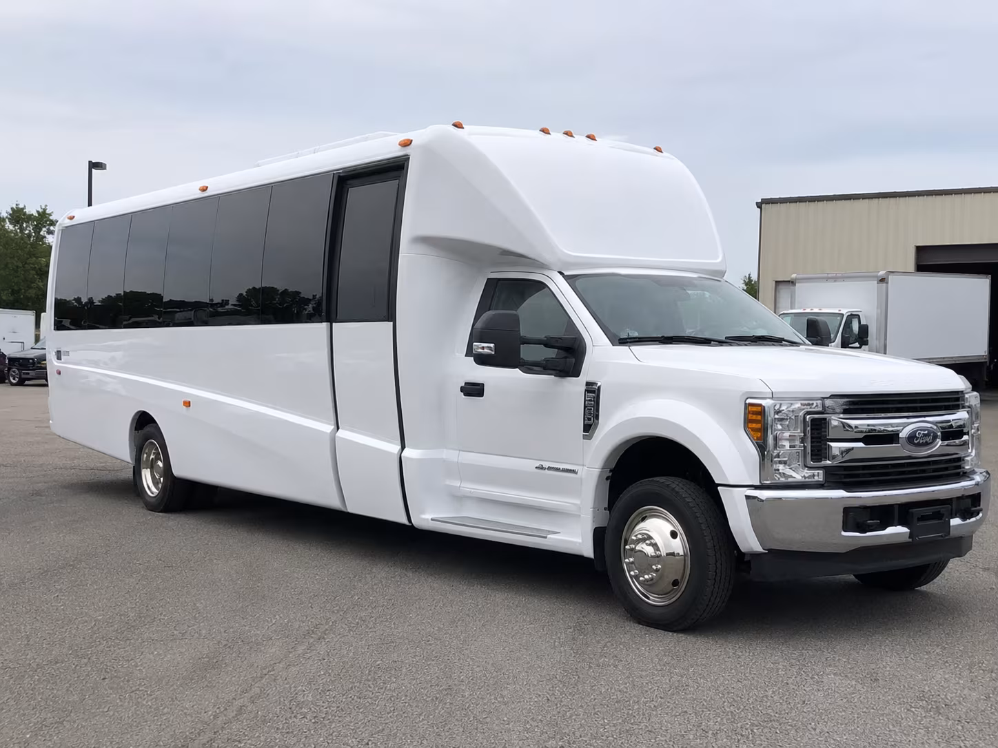 kenner long distance transportation onboard seating