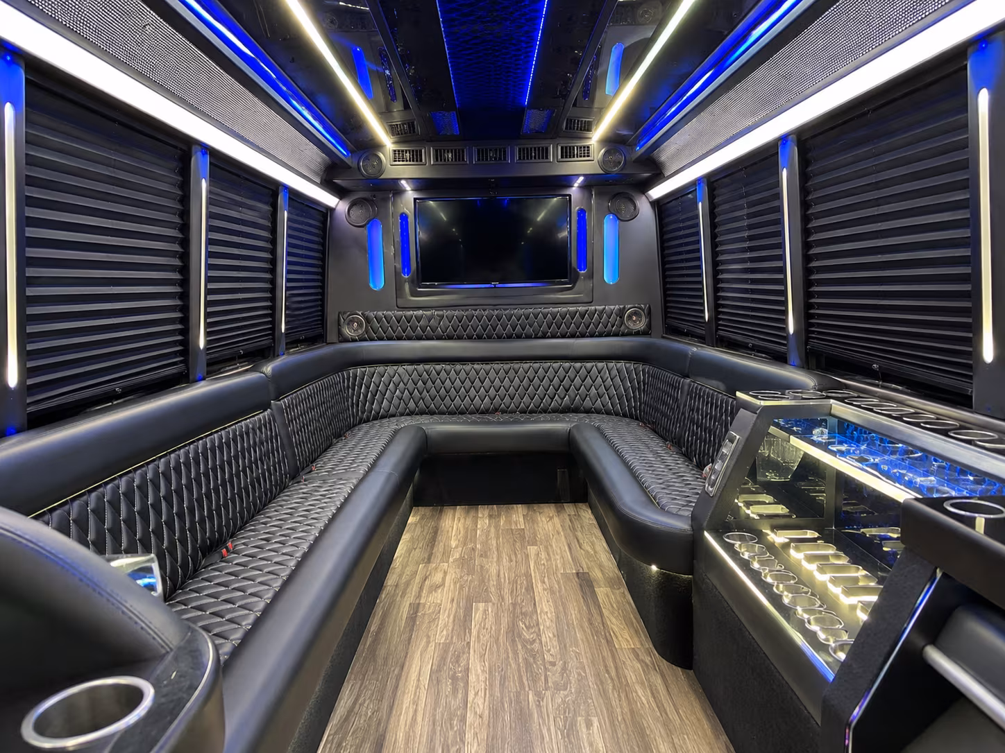 kenner party bus rental gallery